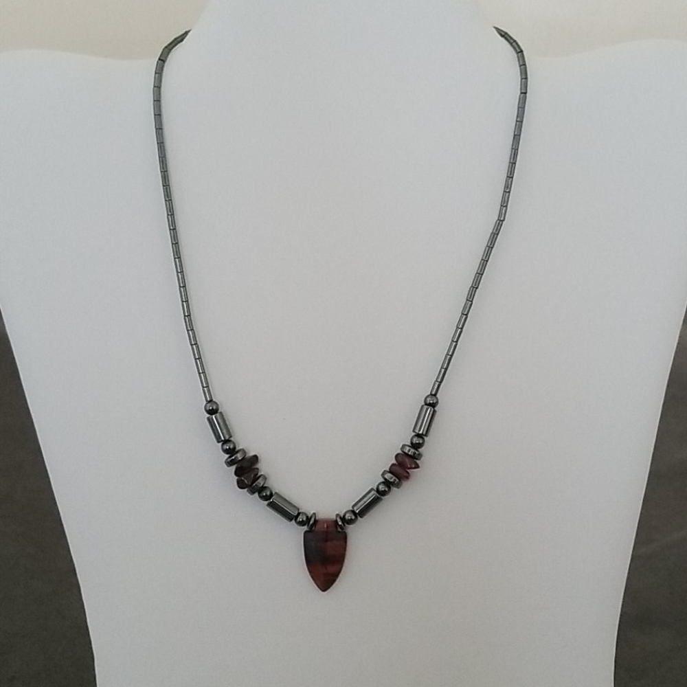 2000s Hematite and Tiger's Eye Arrow Head Necklace